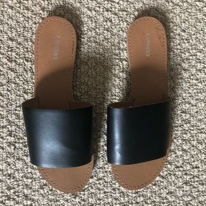 Express Sandals